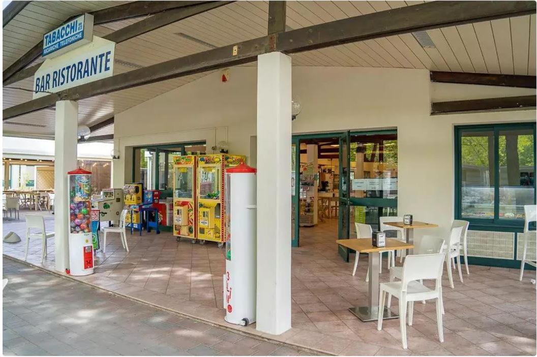 Vacanceselect Mobil Homes - Camping Pineta Sul Mare Camping Village Cesenatico Ngoại thất bức ảnh