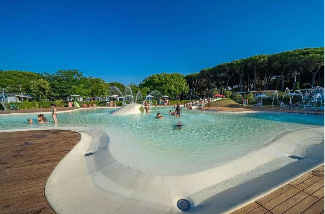 Vacanceselect Mobil Homes - Camping Pineta Sul Mare Camping Village Cesenatico Ngoại thất bức ảnh